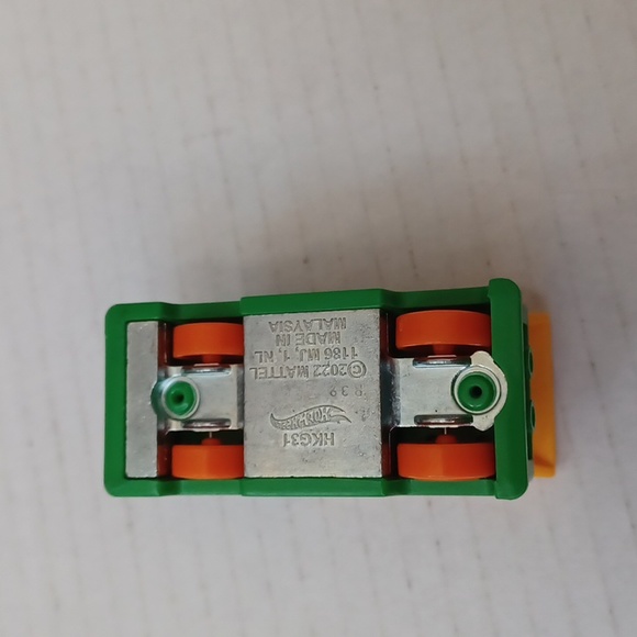 $4 Add-on Toy Block Truck - Hotwheels - Picture 6 of 8